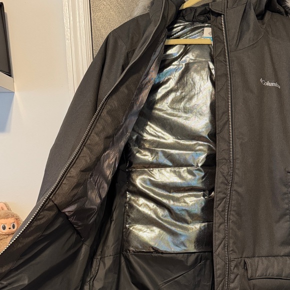 Columbia Omni-Tech Charcoal Winter coat with Faux Fur Trim - Picture 2 of 3